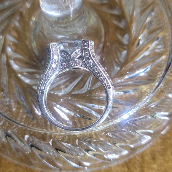 Statement ring - Picture 7 of 9